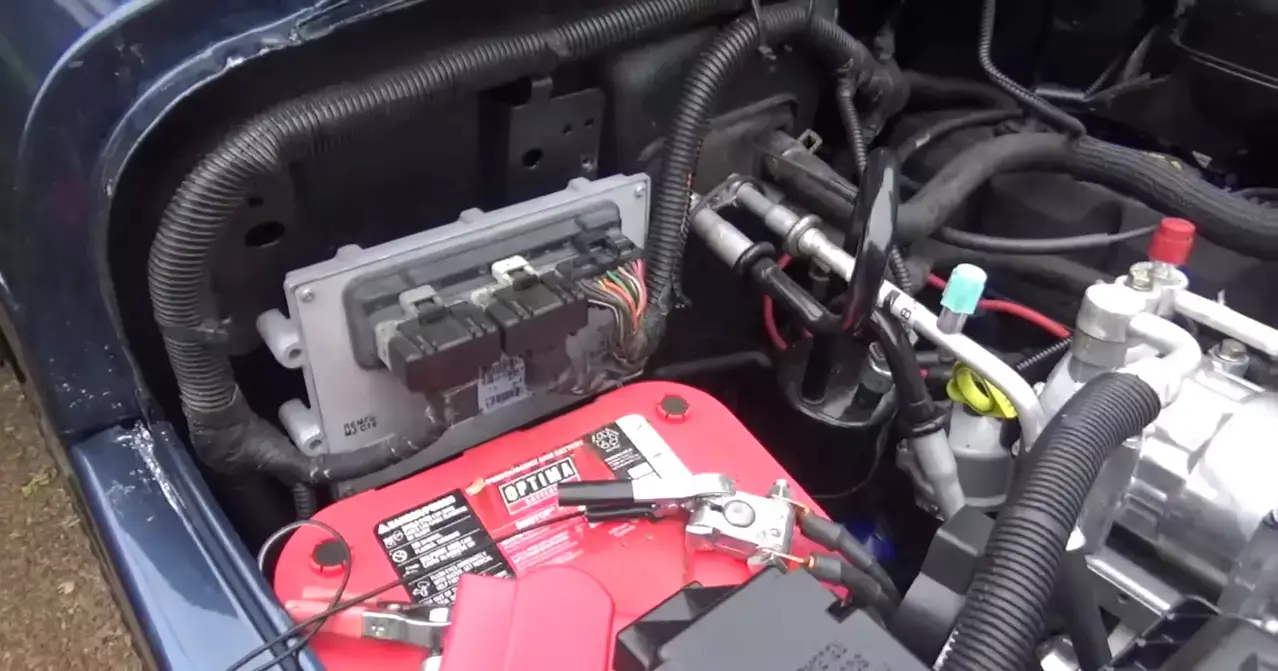 Disconnect and Reconnect Jeep Battery