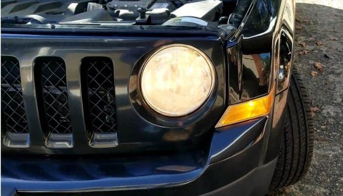 Tips for troubleshooting Jeep headlight problems