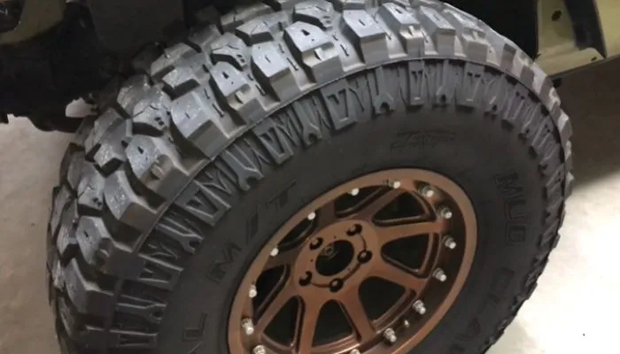 Jeep Out-of-round Tires