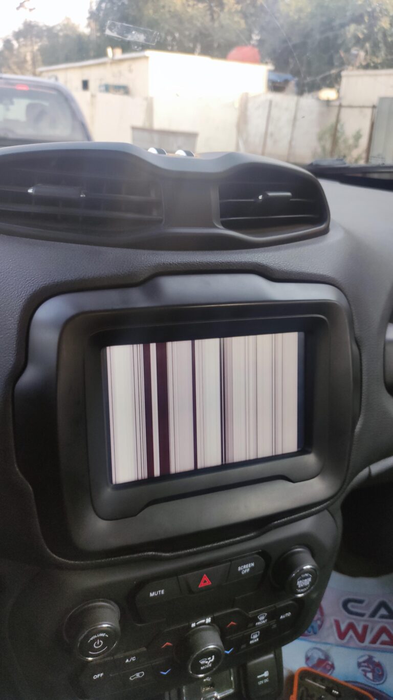Jeep Renegade Screen Glitching